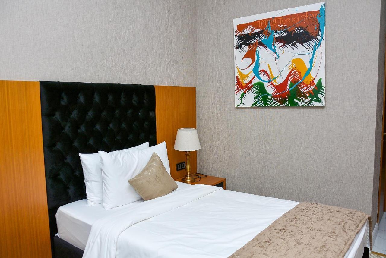Hotel Ramada By Wyndham Turkistan Zewnętrze zdjęcie