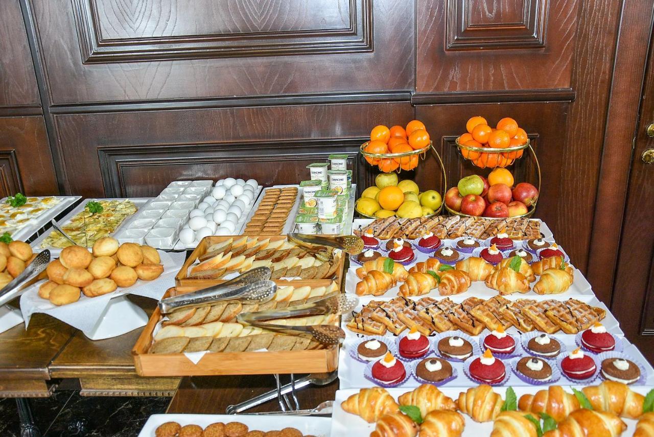 Hotel Ramada By Wyndham Turkistan Zewnętrze zdjęcie
