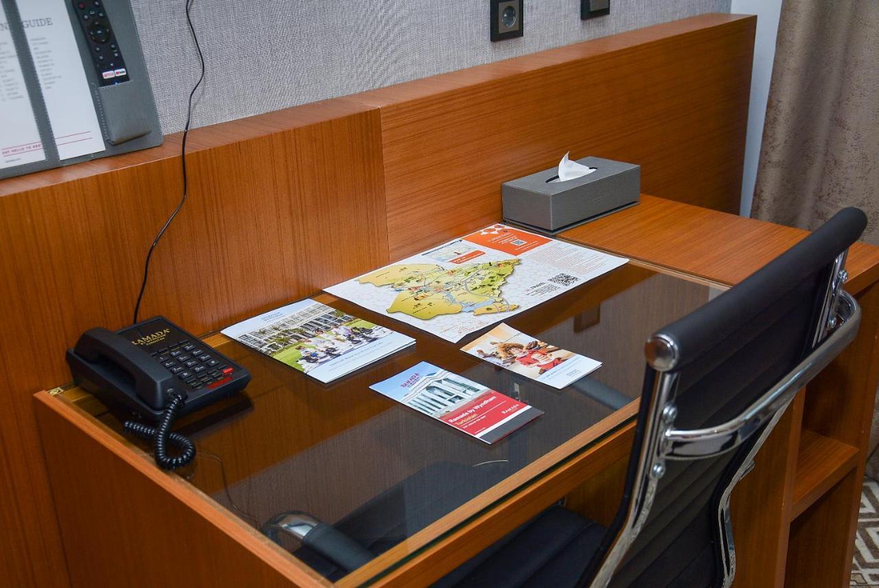 Hotel Ramada By Wyndham Turkistan Zewnętrze zdjęcie